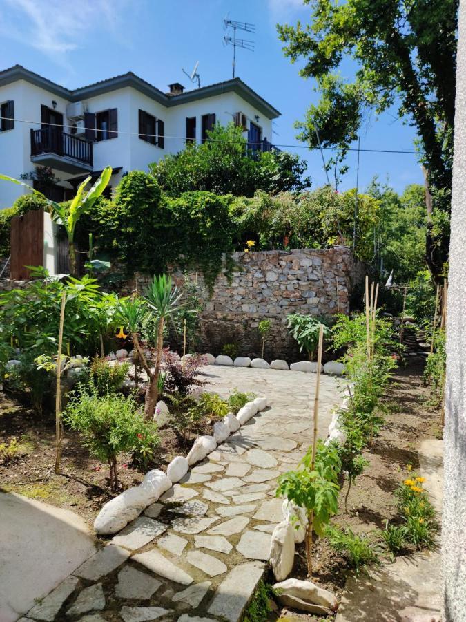 Flower House Khorevtón Ngoại thất bức ảnh